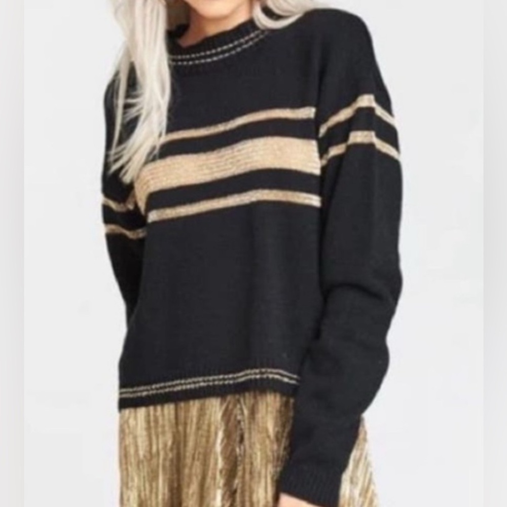 “SHOW ME YOUR MUMU” - “NEVE”
Black and Gold Sweater Size XS - Picture 1 of 9